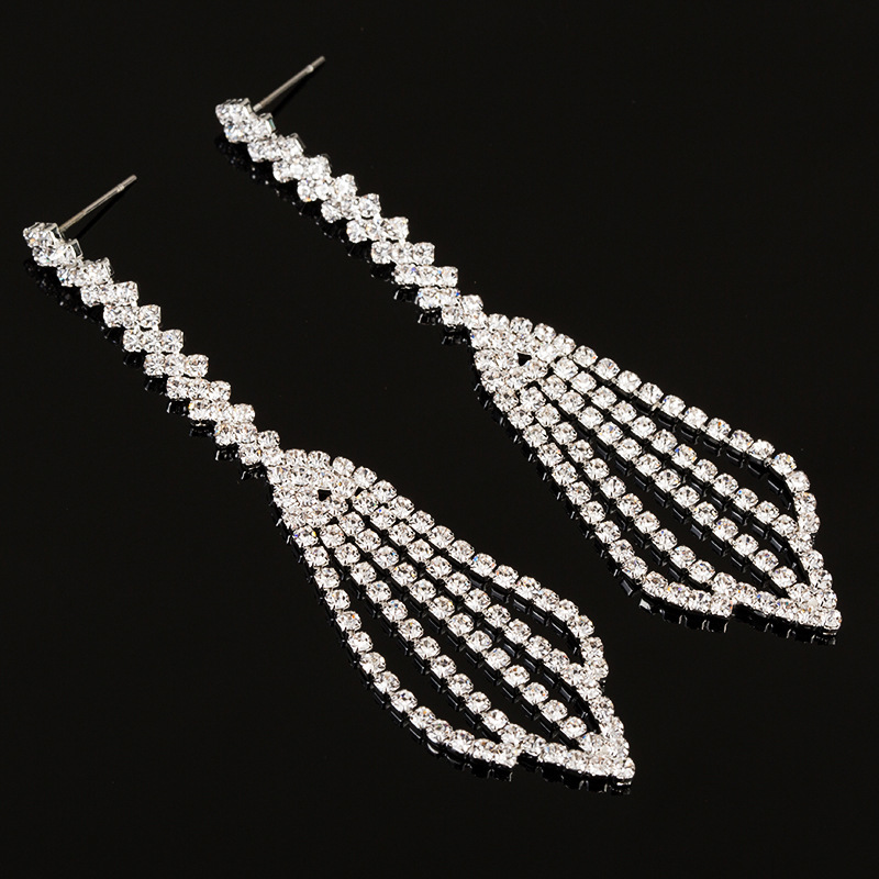 

Exaggeration Nightclub Ktv Nation Wind Sweet Earrings Diamond Ear Nail Woman