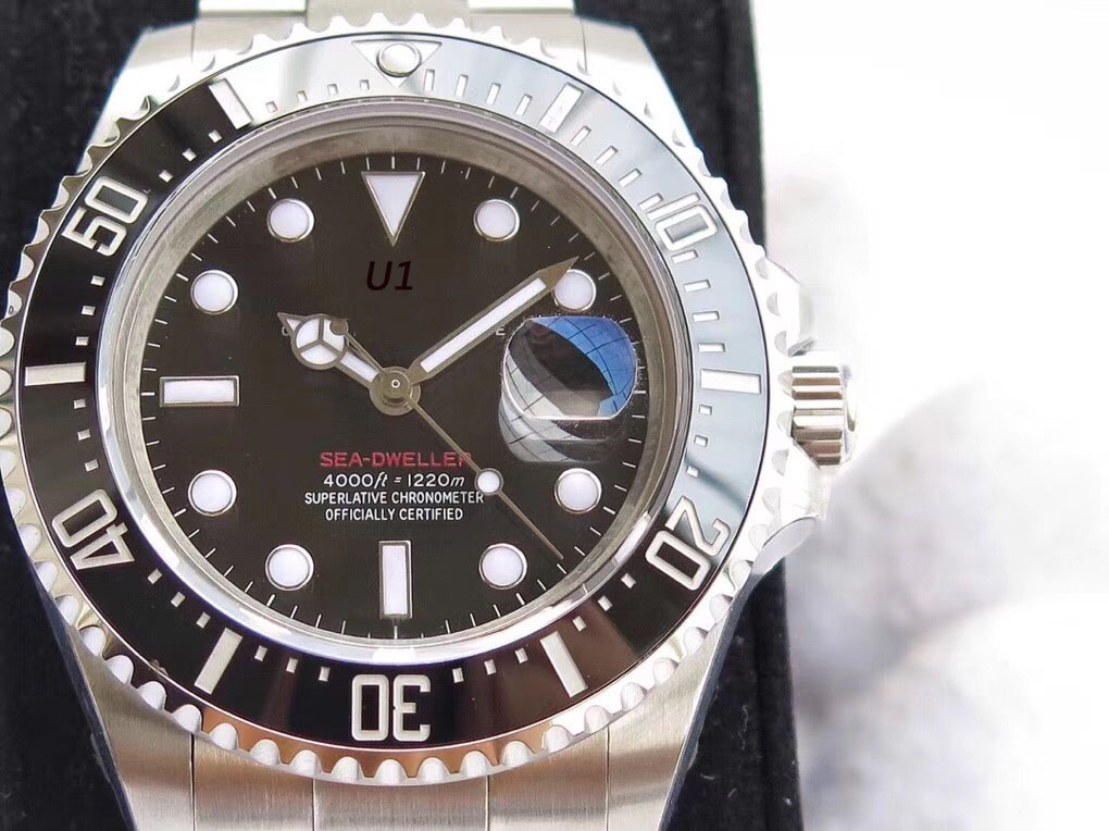 

43MM Outdoor Automatic Mens Watches Black Dial Stainless Steel Men Watch Unidirectional Bezel Luminescent Hands and Dot Hour Markers