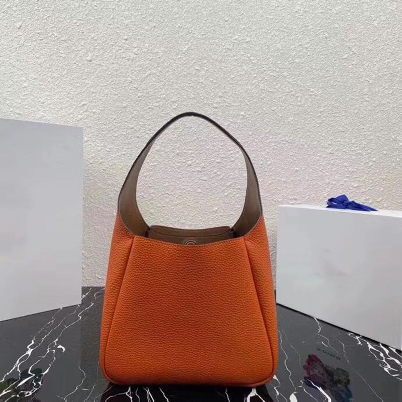 

2020 New Fashion Brand Luxury Handbag for Women Genuine Leather Top Quality Tote Handbag Lady Tote Bucket Bag, Black