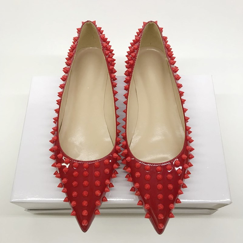 

2020 sexy free shipping fashion Wedding lady women spikes red Patent leather Poined Toes flat heels shoes designer PUMPS