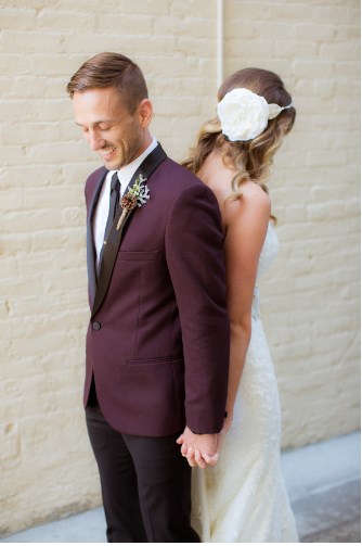 

Cheap And Fine One Button Groomsmen Shawl Lapel Groom Tuxedos Men Suits Wedding/Prom/Dinner Best Man Blazer(Jacket+Pants+Tie) A597, Same as image