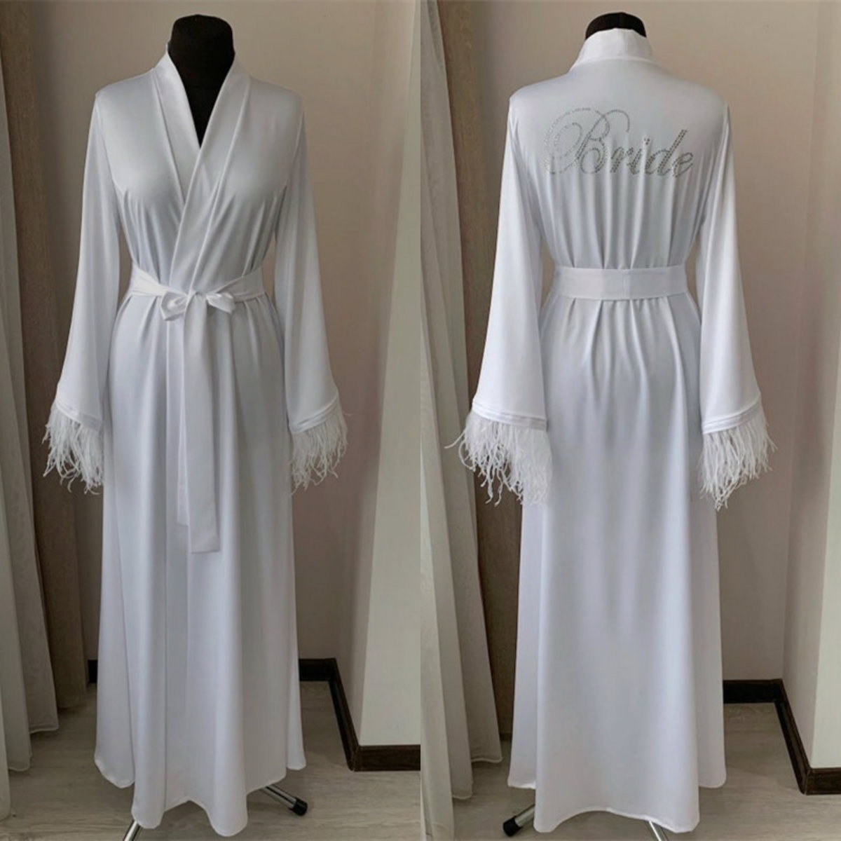 2020 Blanc Satin Robes De Mariée Col En V À Manches Longues Perlé Plume Robe De Demoiselle D'honneur Custom Made Ruché Balayage Train Robe De Nui