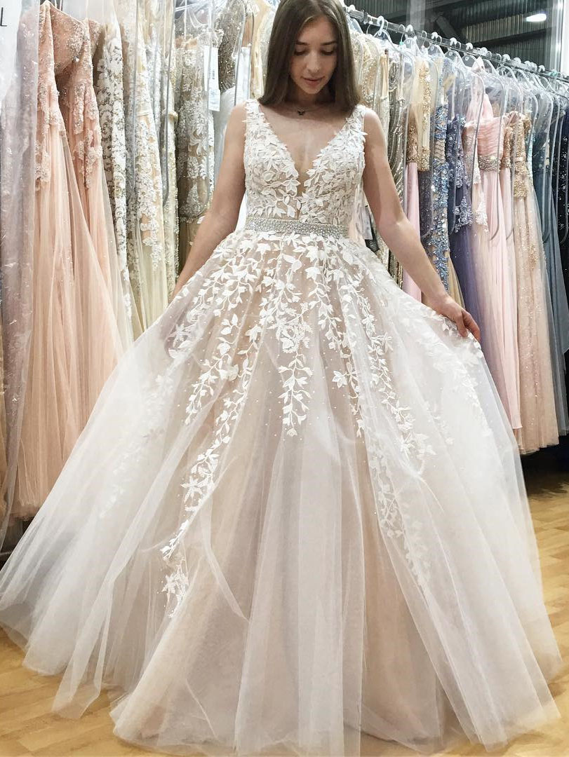 

Fashionable Lace Appliques Tops Beads Tulle Prom Gown Pretty Women Deep V Neck Evening Party Dress robe de soiree, Gray