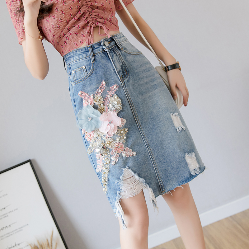 

New Fashion Embroidery Midi Denim Skirt Women 2019 Summer Blue beading Hole Ripped Jeans Skirt Female Button Tassel School, 7120as pic