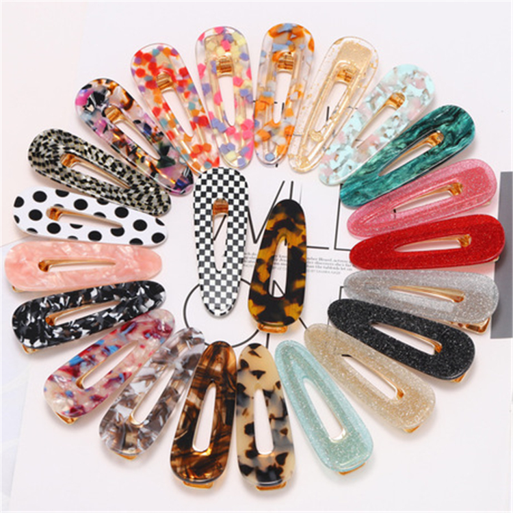 plastic bobby pins