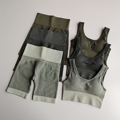 

Women Seamless Yoga Sports Suits Sport Bra Top+High Waist Fitness Shorts 2 Piece Gym Set Running Sportswear, Dark gray bra