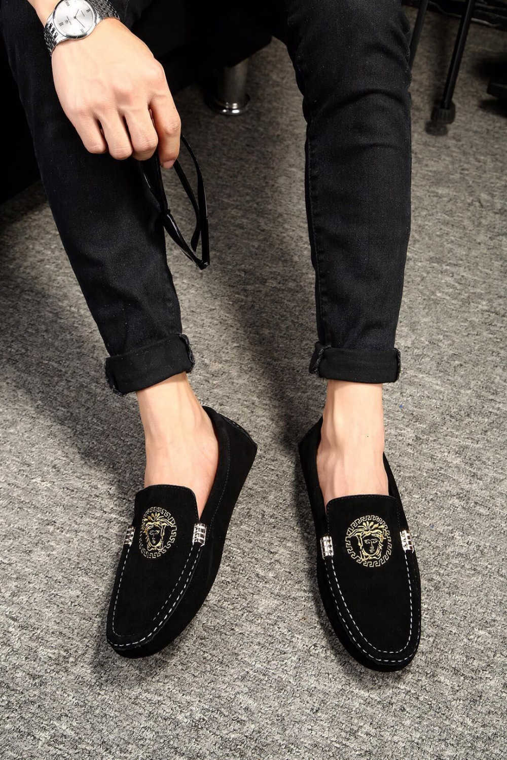 2019 New Men Toe Leather Shoes Fashion Cool Hairstylist Doug Flat