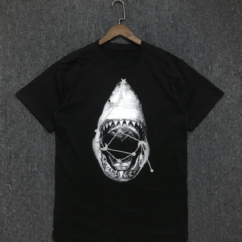 

Fashion New Casual Mens Stylist T Shirt Couples Soft Cotton Short Sleeves Hip Hop Men Women Shark Print Tees Size S-2XL, White