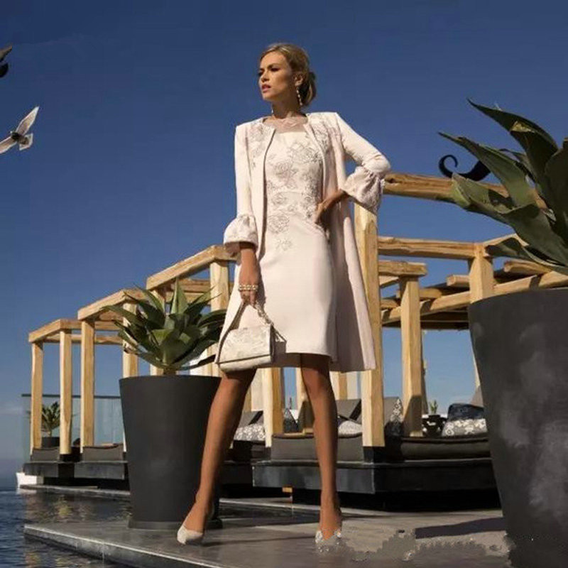 

Two Pieces Knee-Length Mother of the Bride Dresses With Jacket Wedding Guest Gowns Suits Appliques Lace Formal Party Dress