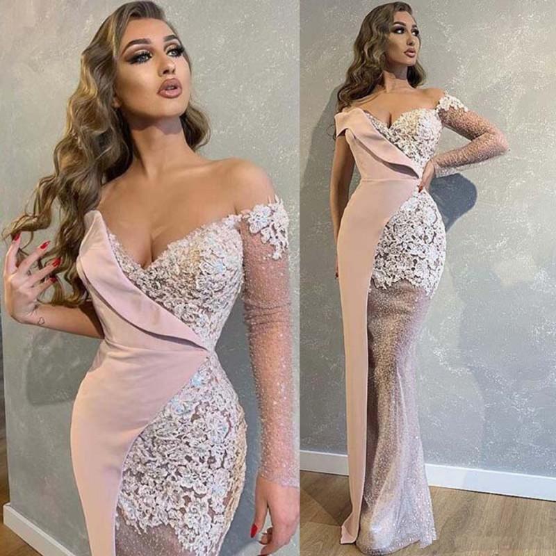 

Dubai Arabic Light Pink Long Sleeves Mermaid Evening Dresses Off Shoulder Illusion Lace Appliques Prom Dress Ruched Formal Dress Party Gowns, White