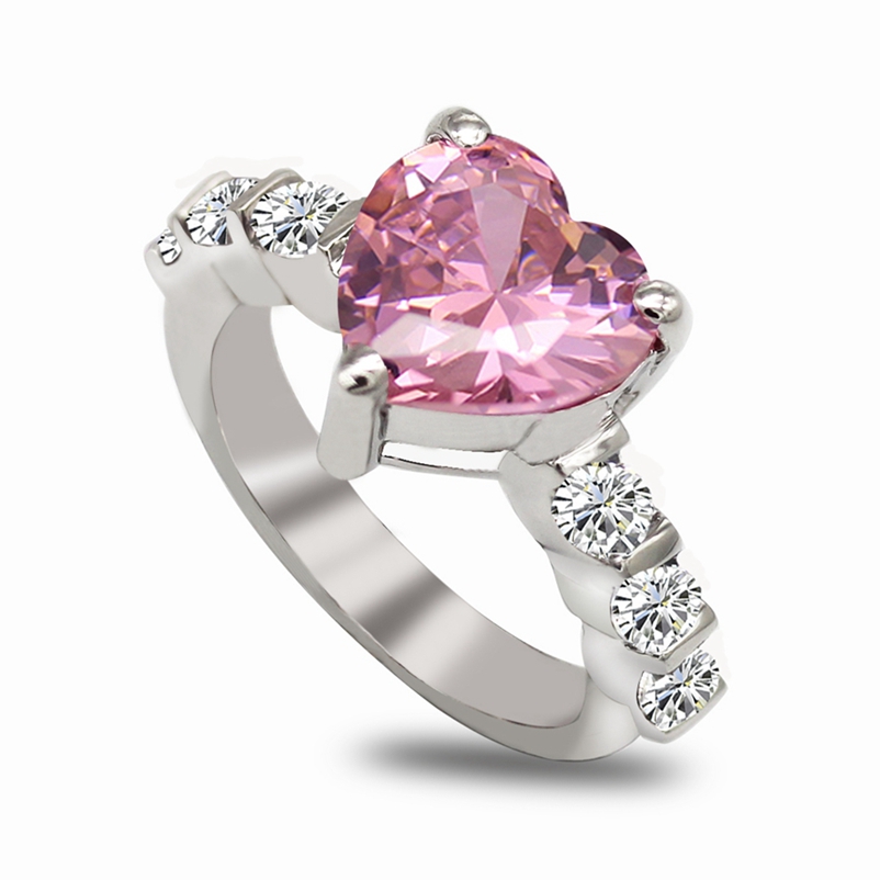 

SHUNXUNZE dropshipping Engagement Wedding fashion rings Love Heart Jewelry For Women Punk Pink Cubic Zirconia Rhodium Plated R150 size 7 8 9