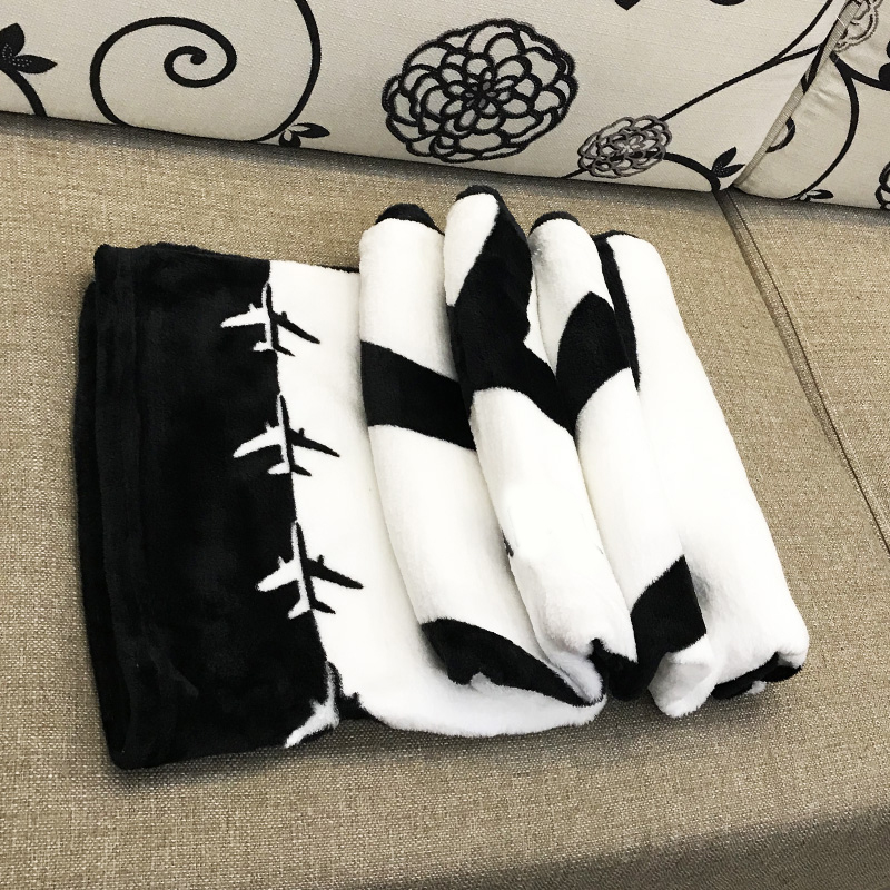 

Popular black and white Coral pile Blanket Manta Fleece Throws 130x150cm C symbol towel Blanket for Travel ,home ,office nap blanket