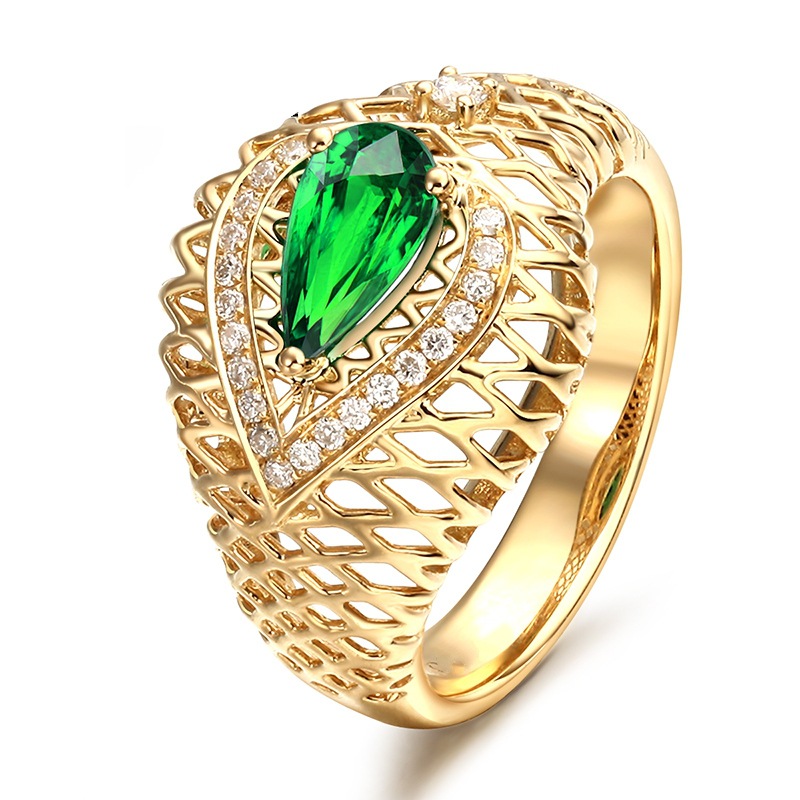 

Creative Hollow Green Zircon Queen Rings Plated Gold Color Gorgeous Delicate Wedding Rings for Women Banquet Party Jewelry Anel