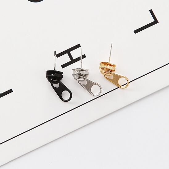 

Punk Rock Zipper Stud Earrings Alloy Personality Tragus Cartilage Ear Piercing Women Men Funny Party Jewelry cool Gifts