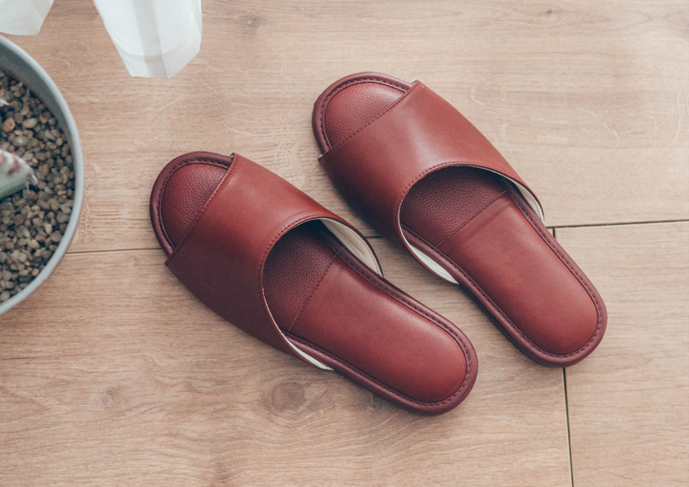 

N1501 $95 indoor slippers shoes pick right product id, send qc pics before shipping, double box, N1516