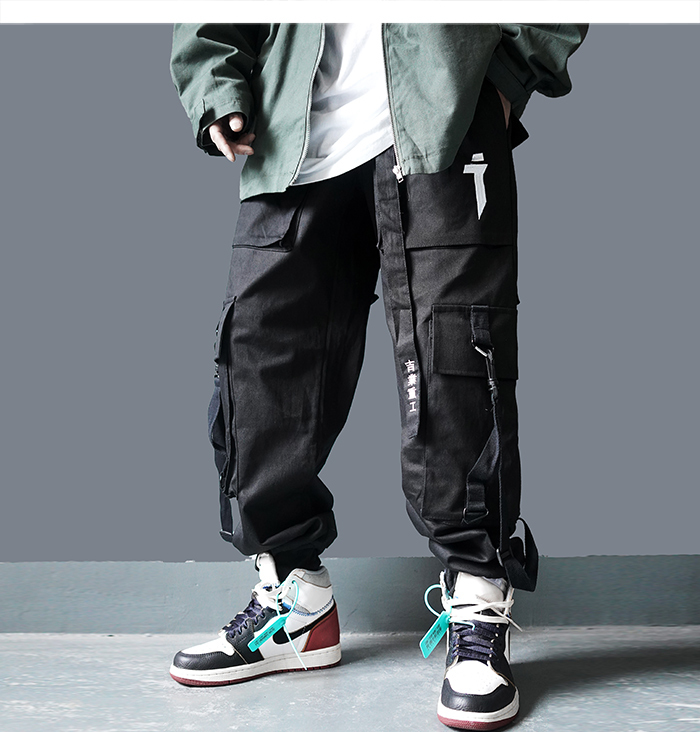 techwear cargo joggers