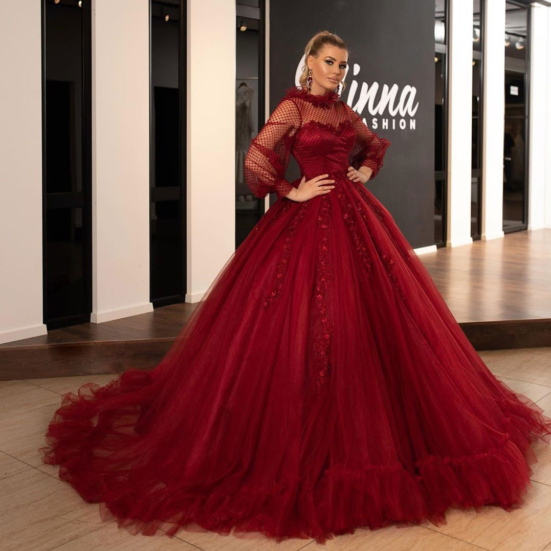 Charming Red Lace Ball Gown Wedding Dresses Sheer Jewel Neck Beaded Bridal Gowns With Long Sleeves Plus Size Tulle Vestidos De Novia
