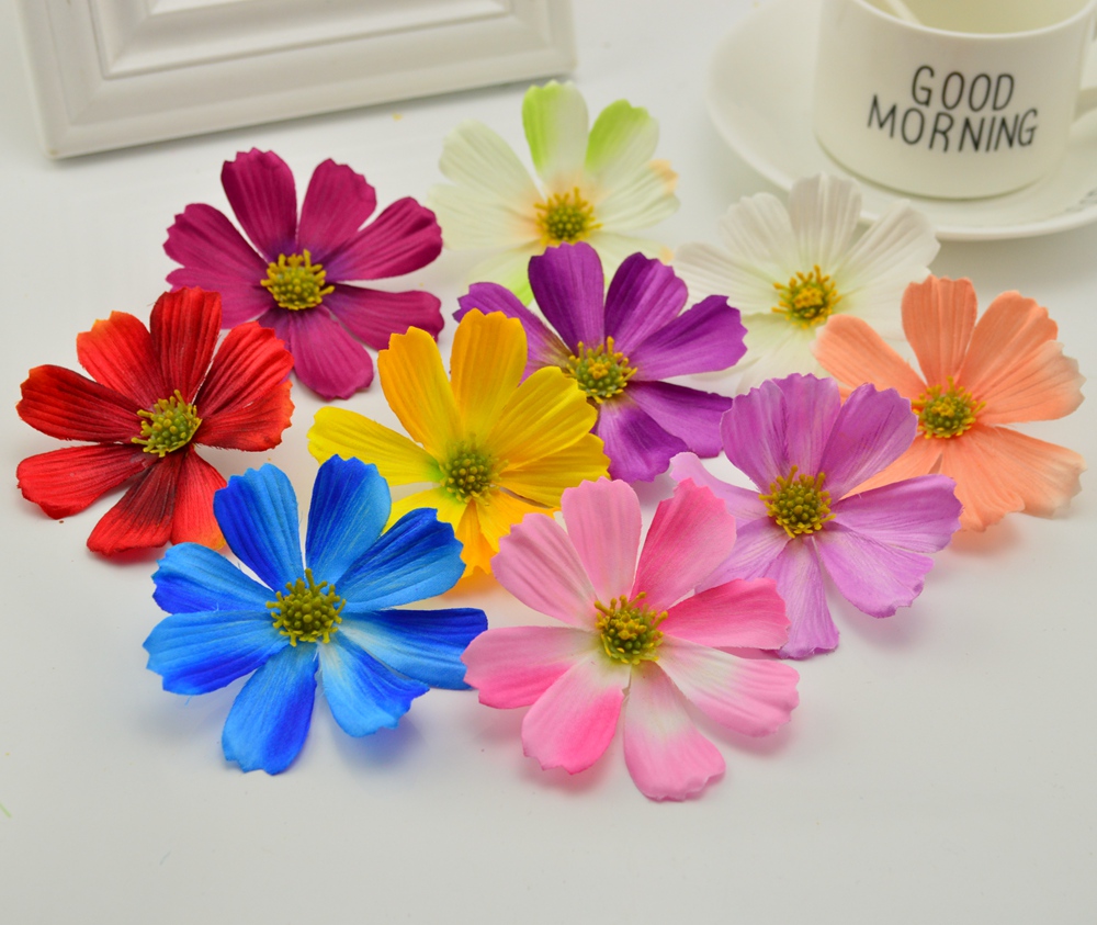 

100pcs 7cm silk gerbera christmas wreath decor for home wedding bridal accessories clearance diy a cap gifts Artificial flowers, White