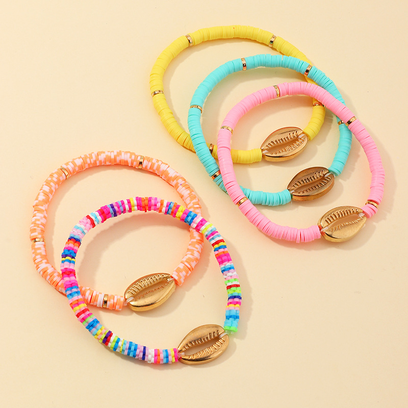Una Pulsera De Encanto Circular De Cuentas Te Da Una Tarjeta Una Pulsera De Encanto Circular De Cuentas Te Da Una Tarjeta