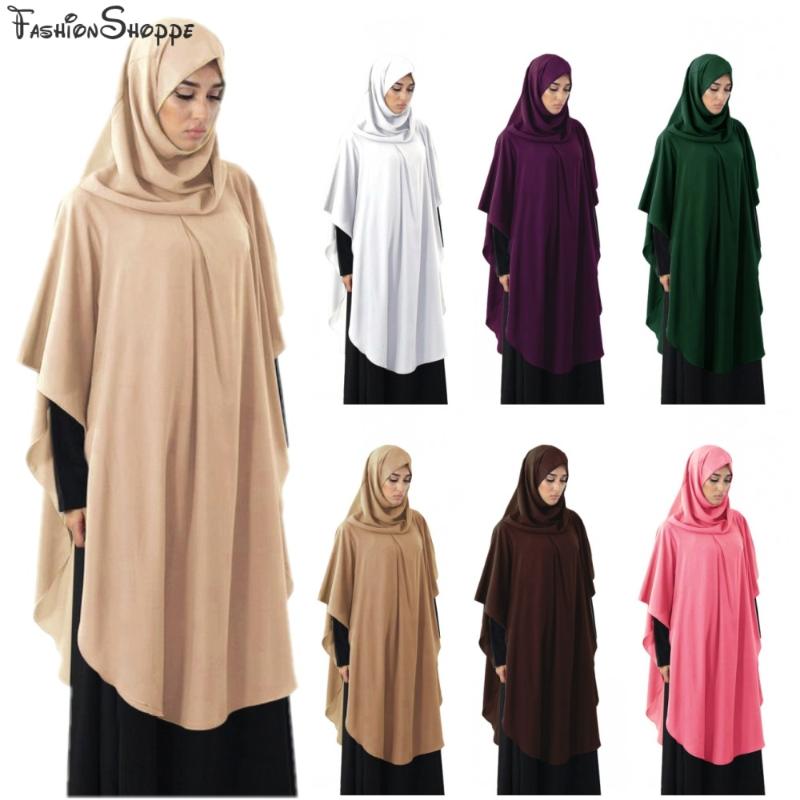 Mädchen elegantes moslemisches islamisches Ramadan weiches leichtes Abaya