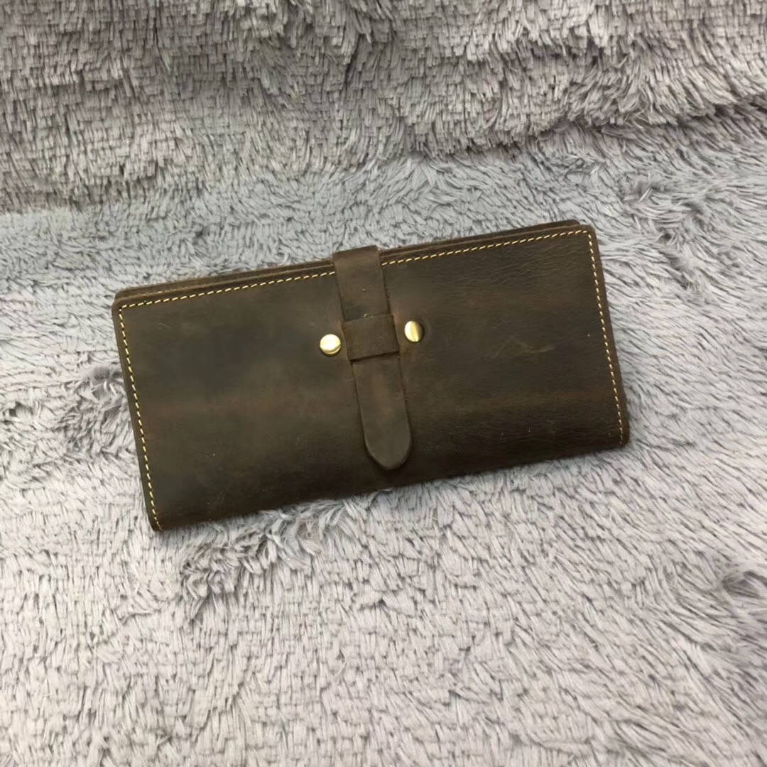 

Genuine Leather Wallets for Men Handmade Vintage long wallet pattern,pleated carbon fibre, Khaki