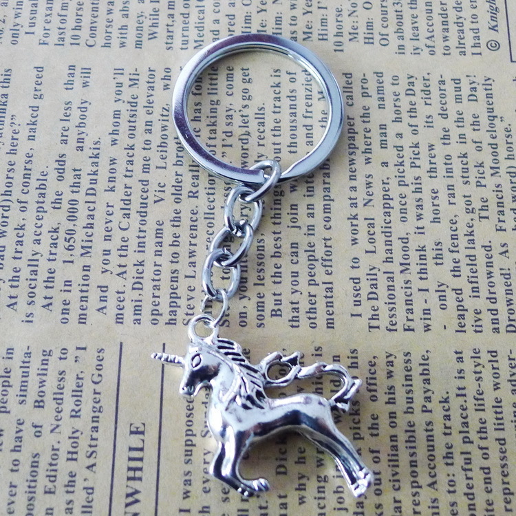 

Alloy Tuba Horse Key Pendant Buckle Ancient Silver Ornaments Parts