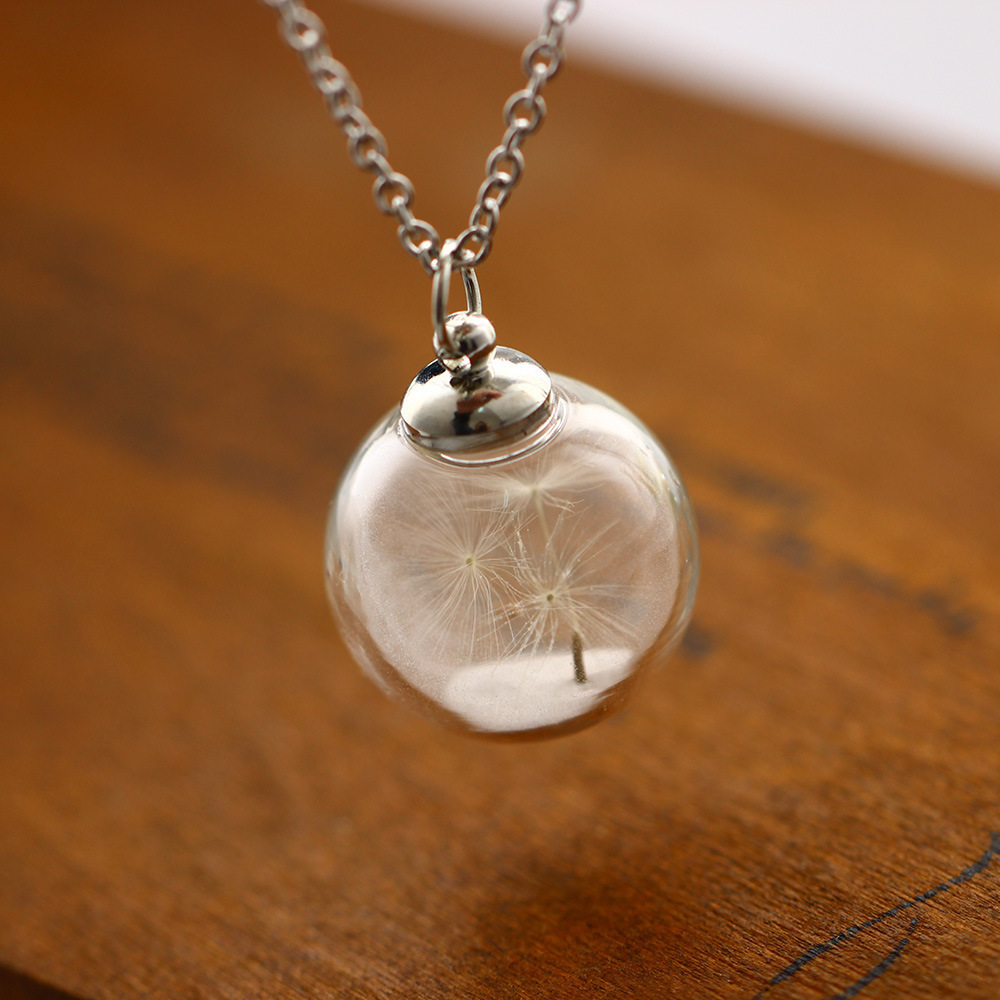

Dandelion Glass Sphere Noctilucent Sand Necklace Fluorescence Sandball Pendant Halloween Hope Gift