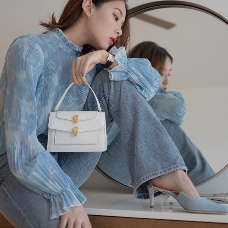 

same style of ga20 spring and summer Pleated Chiffon Top Women's quality bubble sleeve printed shirt spot wholesale, Blue