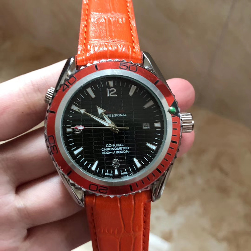 

Best Selling Brand James Bond 007 Skyfall Automatic Movement Leather Strap Waterproof Men's Watch Sports Stylish Men's Watch