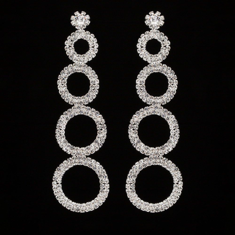 

Exaggeration Long Fund Tassels Circle Circle Earrings Nightclub Sexy Golden Will Ear Nail Ornaments