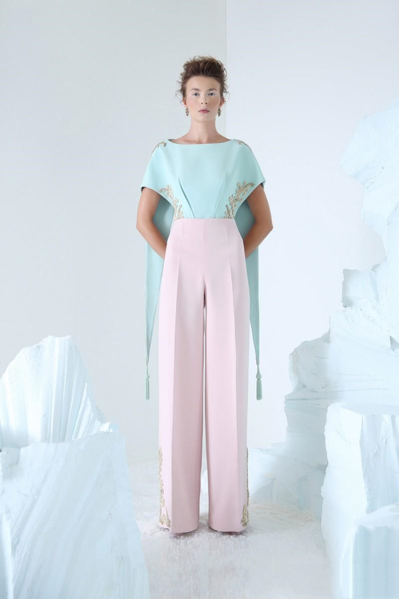 

Jumpsuits Prom Dresses With Cape Embroidery Jewel Neck Pink Pants Celebrity Party Gowns Floor Length Formal Evening pageant Dress, Burgundy