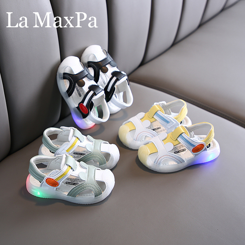 dinosaur shoes that light up