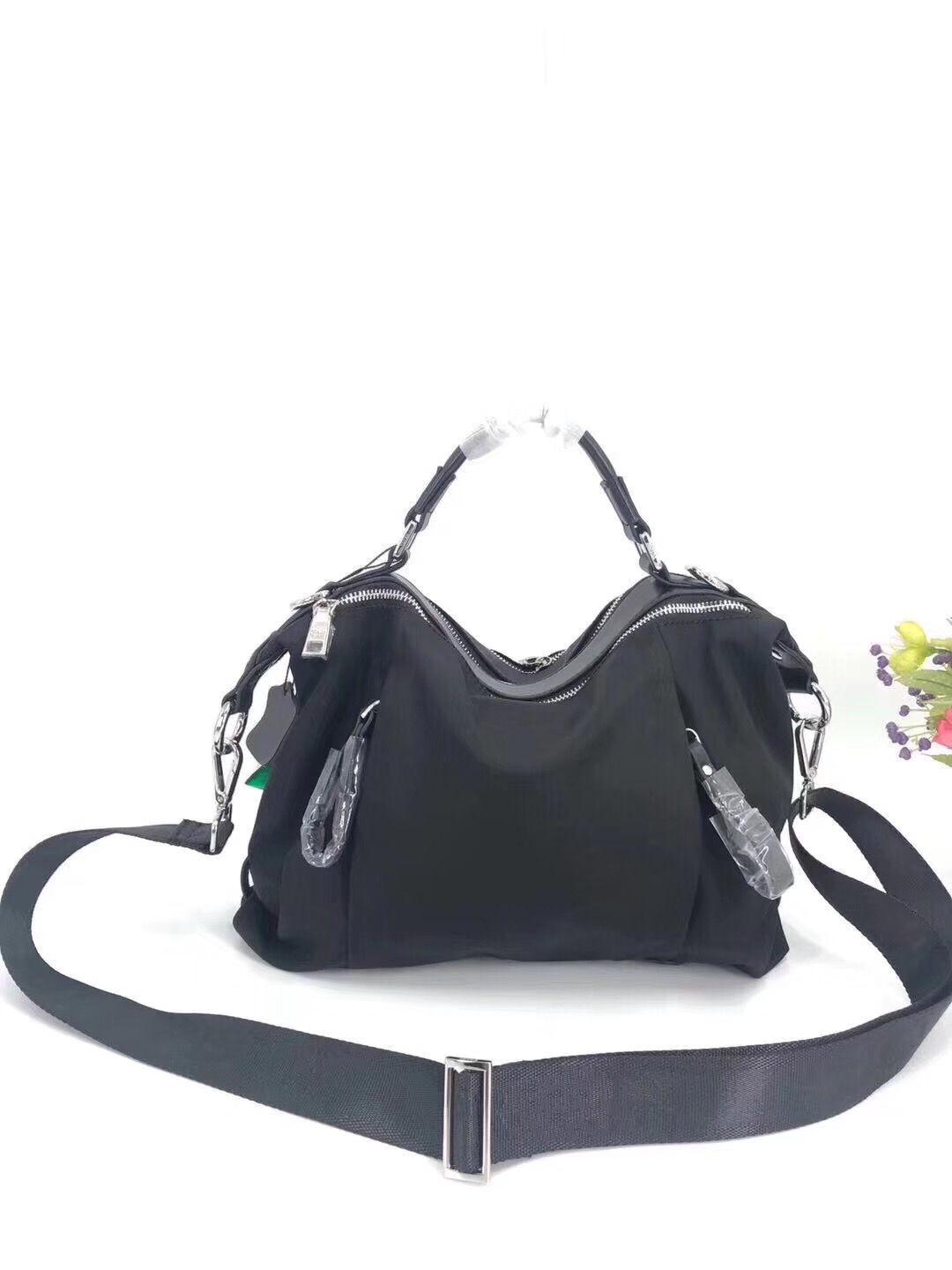 

Wholesale designer handbag resources classic nylon female bag new Boston bag waterproof handbag wild pillow shoulder Messenger bag l, Black