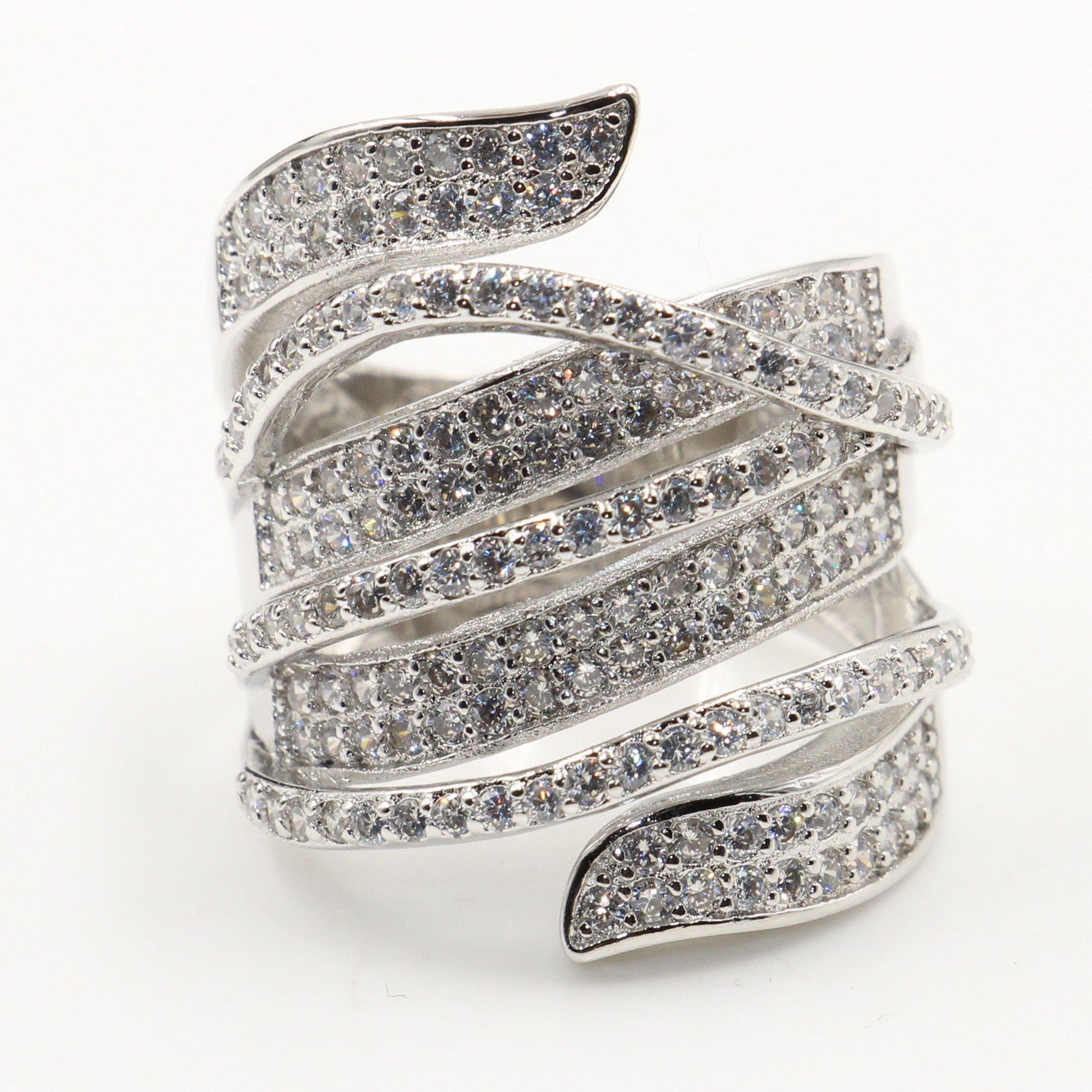 

Loverly Hip Hop Sparkling Fashion Jewelry 925 Sterling Silver Full Pave Princess Cut White Topaz CZ Diamond Gemstones Eternity Wedding Ring