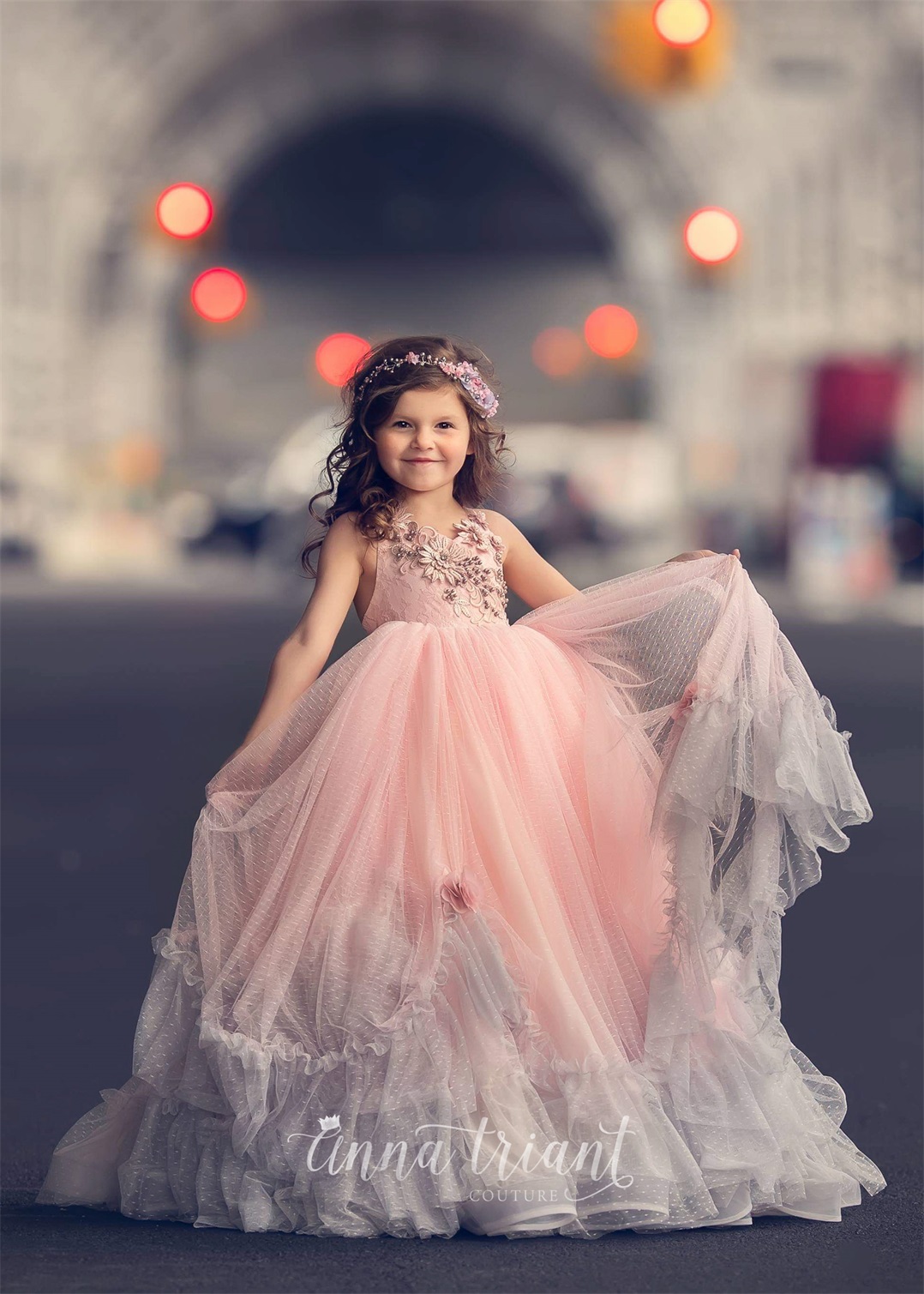 

2020 Cute Little Girls Pageant Dresses Lace 3D Floral Appliqued Beads V Neck Tulle Flower Girl Dress for Wedding Party Gowns Princess, Grape
