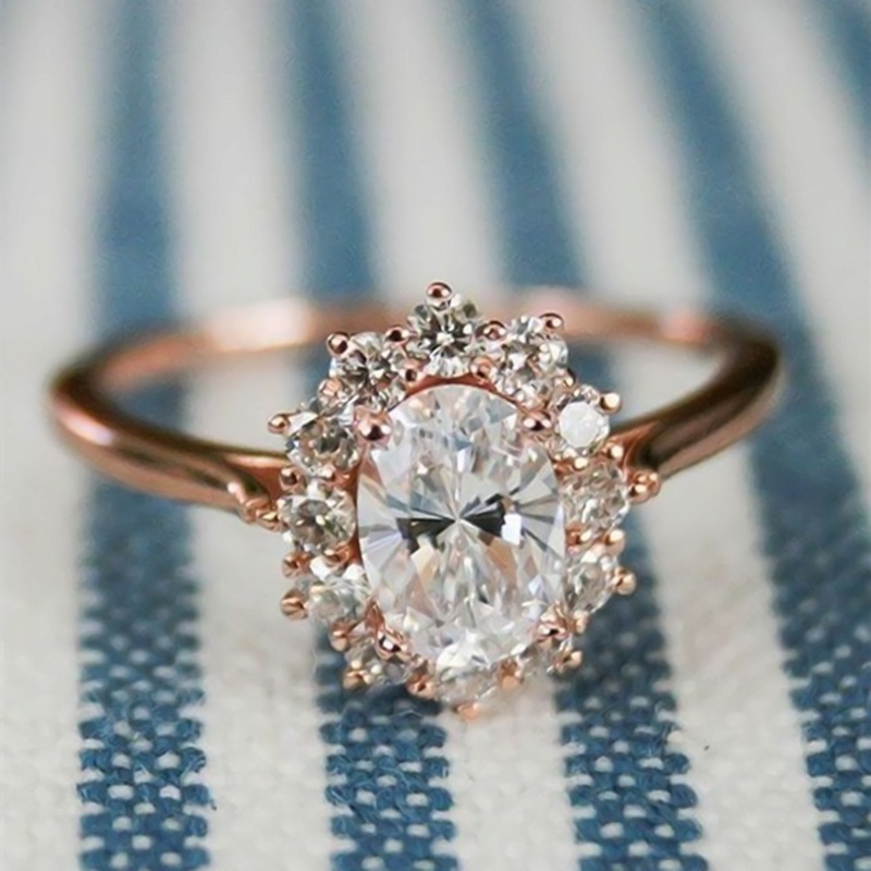 

Exquisite Cute Women's Rose Gold Color Oval CZ Zircon Crystal Engagement Ring Fashion Wedding jewelry Gift