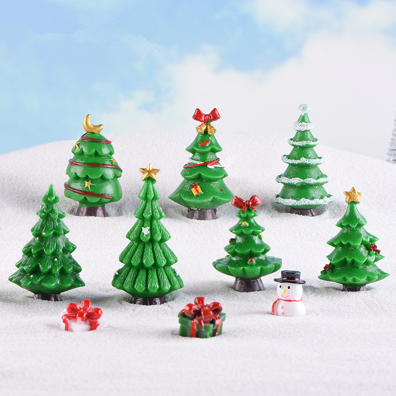 

5pcs/lot Garden Decorations Resin Christmas Trees Figures Miniature Fairy DIY Micro Landscape Figurine Dolls House Bonsai Home Decorations