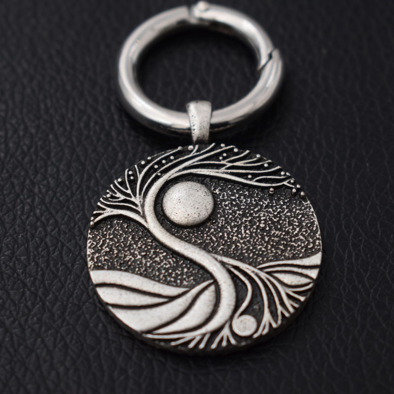 

1pcs Double Side Sun Moon Fashion Tree of Life Keychain for Party Gift Keychains