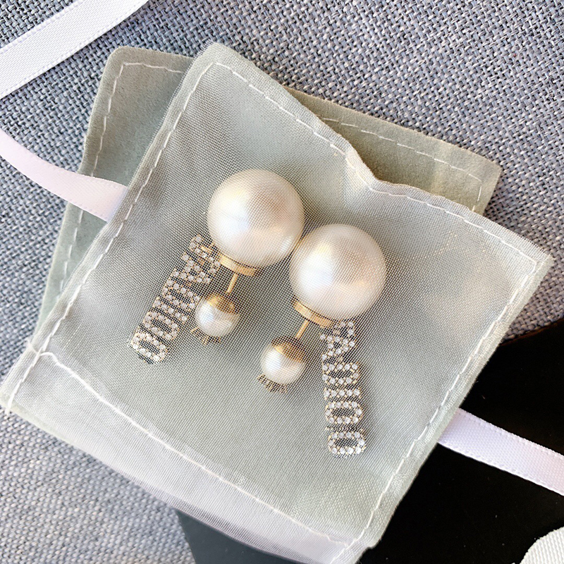 

C1898 Pop retro earrings star with pearl tassels inlaid with crystal earrings Europe and The United States exquisite high quality jewelry, Golden;silver