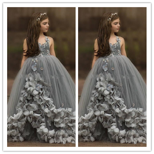 2020 Gris Princesse Filles Pageant Robes V Cou Dentelle Sans Manches Perles 3D Fleurs Puffy Robe De Bal Longue Enfants Fleur Filles Robe D'annive