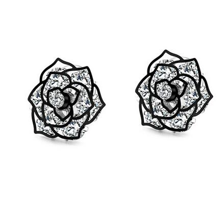 

Fashion Women Earrings Shiny Cubic Zirconia Hollow Black Rose Stud Earrings Elegant Vintage Women Jewelry oorbellen