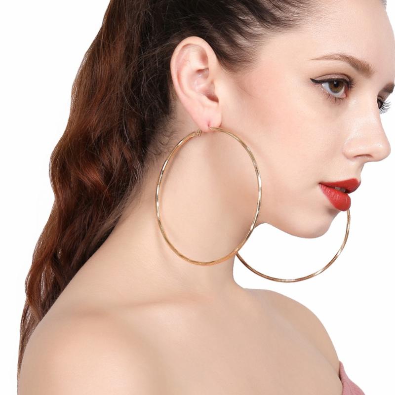 

Hot Sale Oversize Circle Square Ear Hoop Simple Punk Metal Party Street Nape Jewelry For Women Girls
