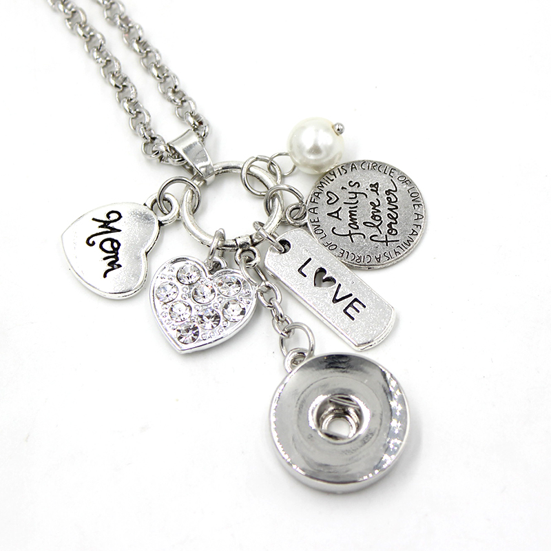 

Wholesale DIY Personalized Gift 18mm Snap Jewelry Family MOM Pendant Charm Necklace Heart Snap Necklace For Mother mom Gift