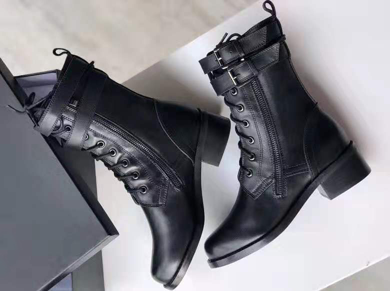 

Woman Classic Ann Demeulemeester Black Luxury Fashion Shoes Ann Demeulemeester Womens Vitello Olio Boots Black Genuine Leather Buckle Boots