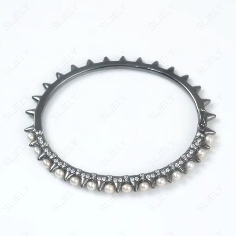

Baoyocn Fashion Rock S925 Sterling Silver Yellow Gold Color Spike Rivet Bangle with Pearls Zirconia Bracelet Women Jewelry Gift