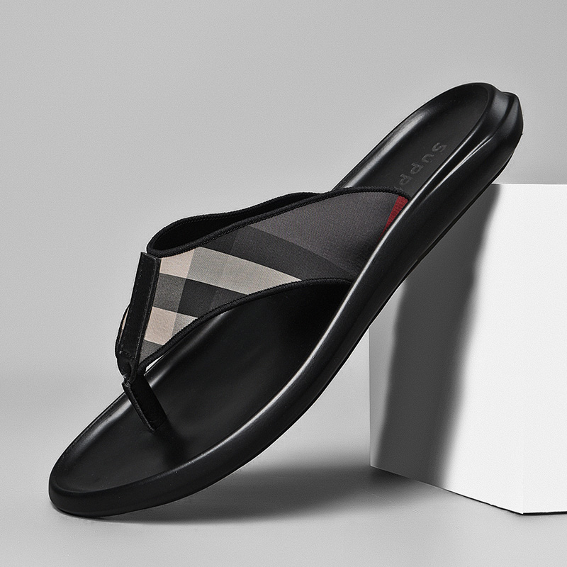 

SUROM Soft Leather Flip-flops Men Summer New Fashion Slippers Quality Leather Beach Shoes Outdoor Non-slip Rubber flip flops Men, S2112 black grey