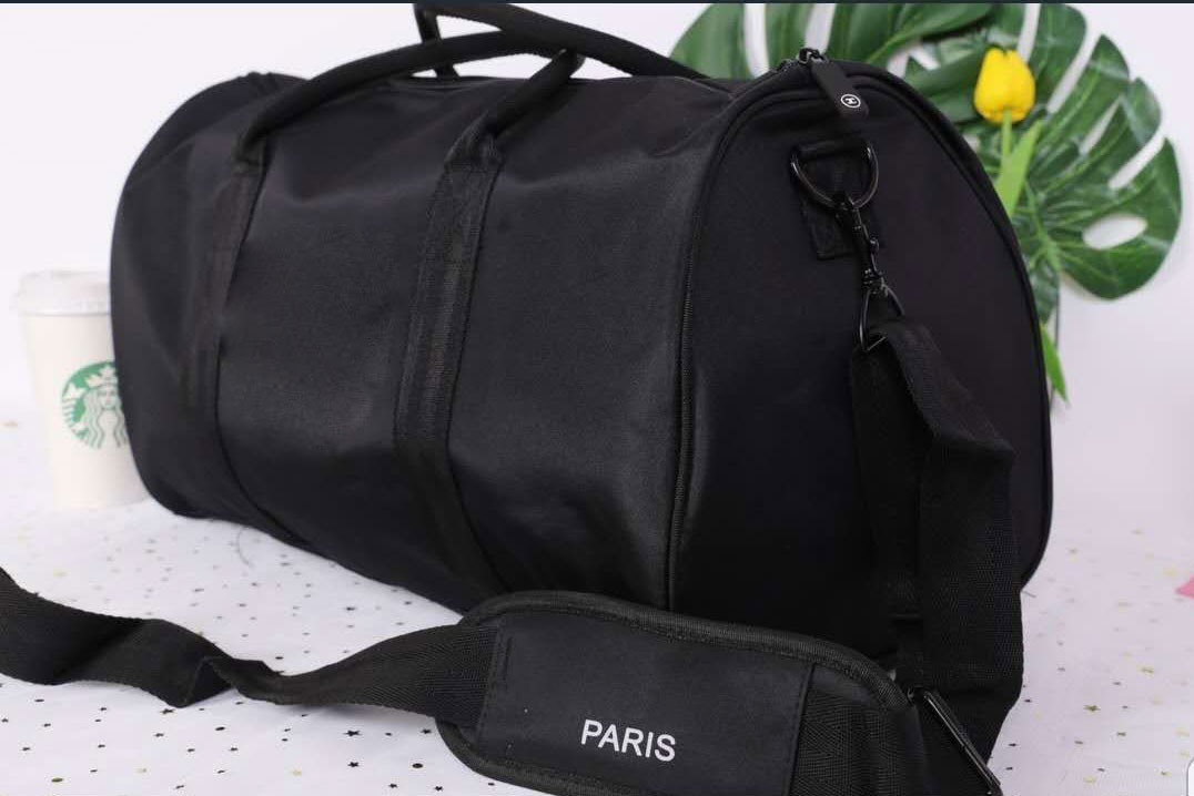 

2021 Brand New Stylish C Household clothing Storage Bag Outdoor Sports Gym Yoga Exercise Travel Folding Luggage Duffle