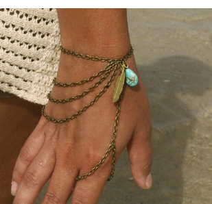 

Leaf Bracelet
