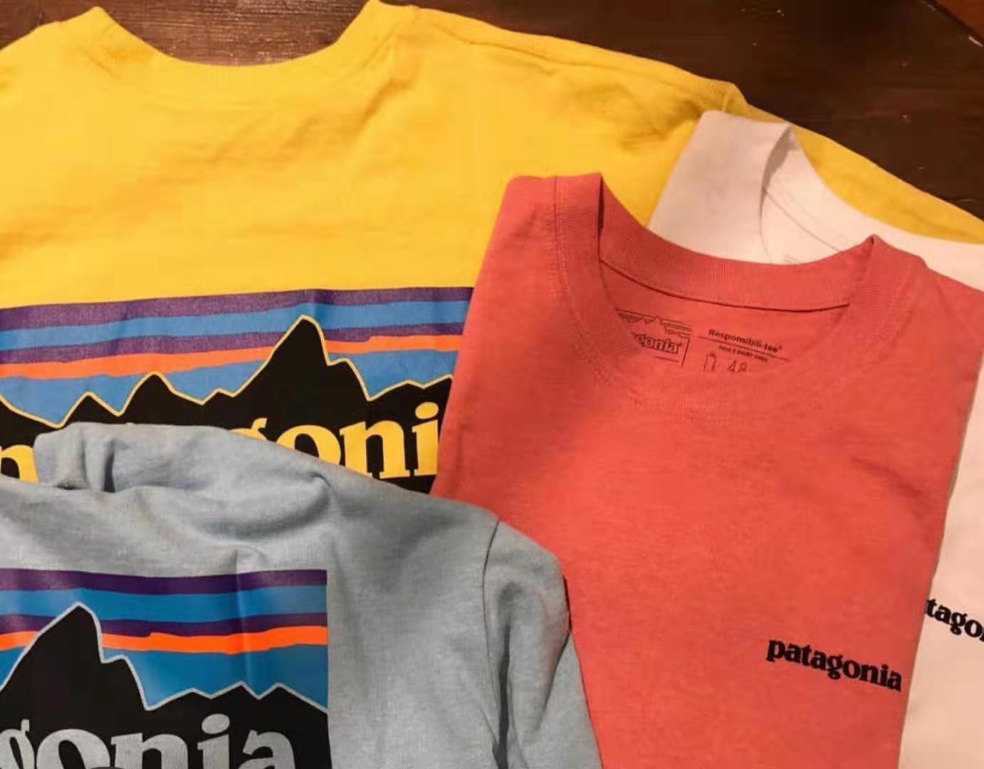 

Designer Hooded cotton high quality fast shipping items with tags and logo Jacket Paris Mens Designer Hoodies mens designer jackets, White