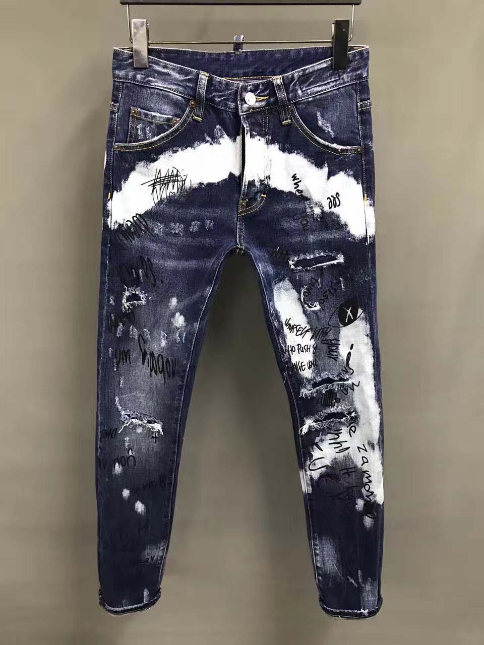 

Hot Italy Brand New Mens Jeans Distressed Ripped Biker Jeans Slim Fit Motorcycle Biker Denim Jeans 2021 Fashion Designer Pants 28-38